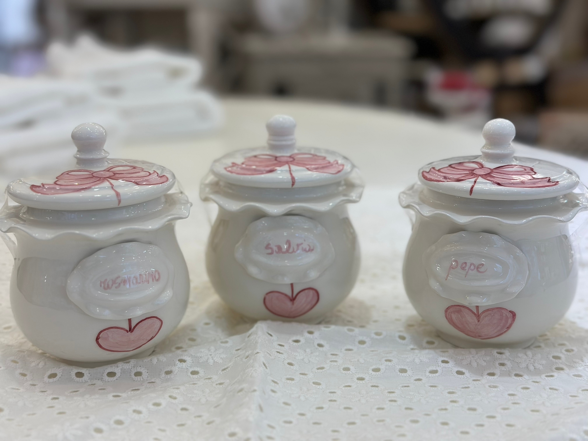 Set 3 barattolini in ceramica di capodimonte con fiocco dipinto a mano - Diversi colori disponibili - Ad Rem Collection